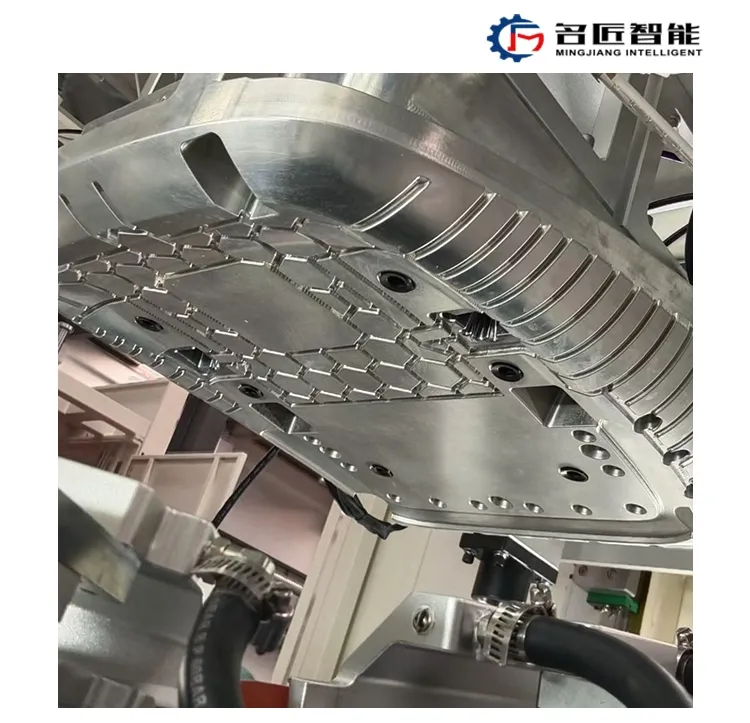 Hot press edge wrapping and covering equipment.06.jpg